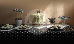 Sweet table