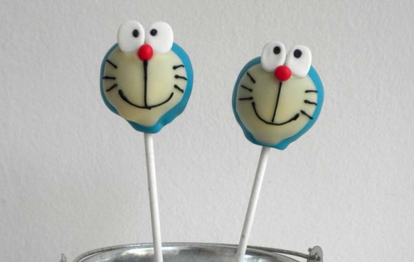 Cake Pops: Doraemon