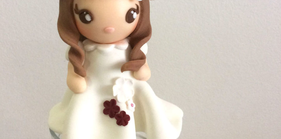 Comunión niña con corona