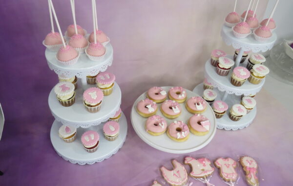 Mesa dulce baby shower rosa